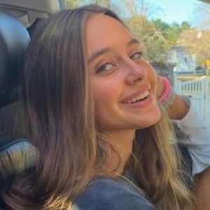 Ainsley Czarnecki, 22 (TikTok Star)