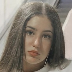 Aisha Descane, 21 (TikTok明星)