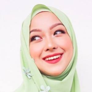 Aisha Liyana, 32 (YouTube明星)
