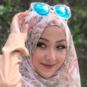 Aisha Liyana, 32 (Estrella de YouTube)