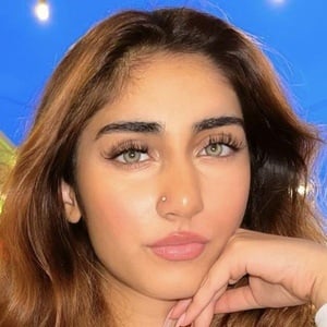 Aisha, 21 (TikTok Star)