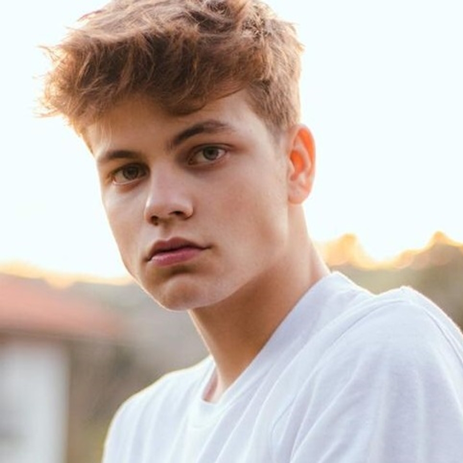 Aitor Arrieta, 22 (TikTok Star)