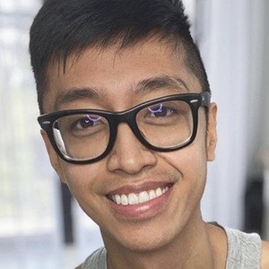 AJ Cartas, 31 (Instagram Star)