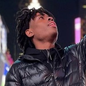 Ajizo, 21 (TikTok明星)