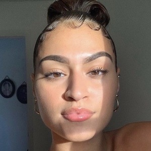 akacassy, 23 (TikTok Star)