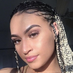 akacassy, 23 (TikTok Star)