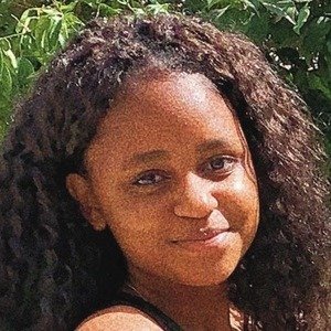 Akeila Collins, 25 (YouTube Star)