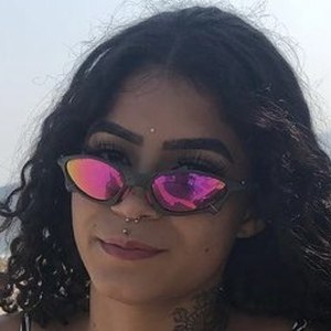 Akeme Cunha, 24 (Instagram Star)