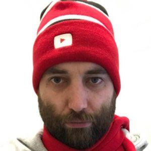 AlabasterSlim, 45 (YouTube明星)