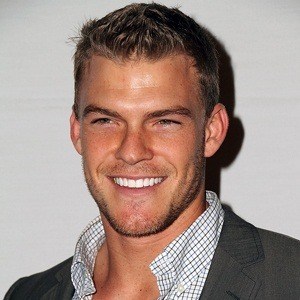 Alan Ritchson image 4