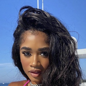 Alana Walker, 26 (Instagram明星)