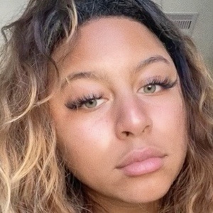 alanaskylerr image 6