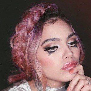 Alanna Durkovich, 35 (Blogger)