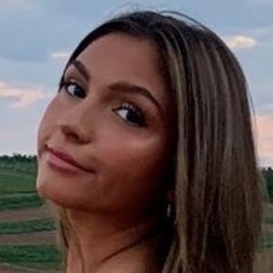 Alanna Rondinone, 21 (TikTok Star)