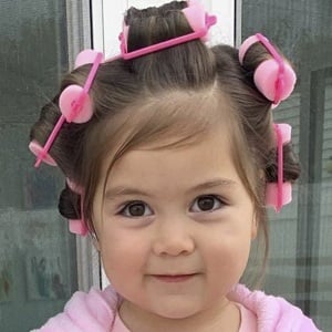 alarainmotion, 6 (TikTok Star)