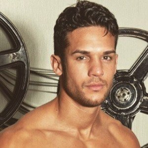 Alberto Santana, 36 (现实之星)