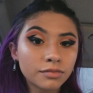 alehcksa, 23 (TikTok Star)