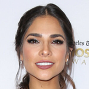 Alejandra Espinoza, 38 (Presentadore de Programas de TV)