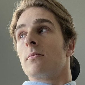 Alejandro Bocija Novo, 28 (Estrella de TikTok)