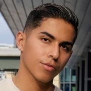 Alejandro Rodriguez image 3