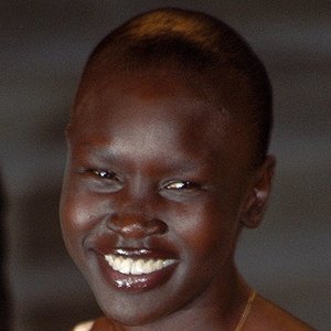 Alek Wek image 7