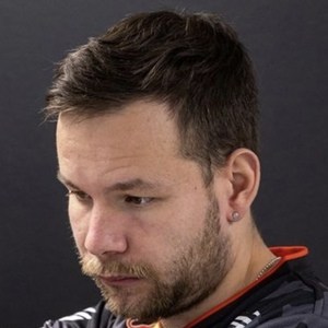 Aleksi Jalli image 4