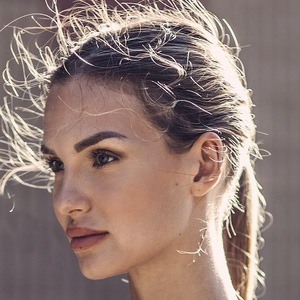 Alena Nazarova, 26 (模特)