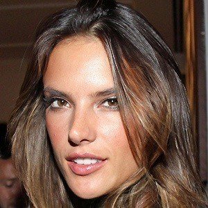 Alessandra Ambrósio image 3