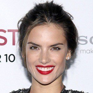 Alessandra Ambrósio image 5