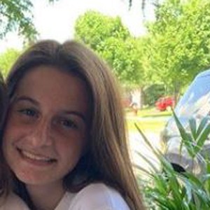 Alessandra Kanellis, 23 (TikTok明星)