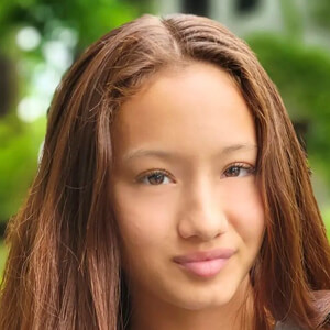 Alessandra Liu image 6