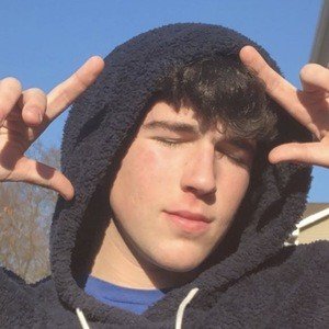 Alex Cerabone, 20 (Estrella de TikTok)