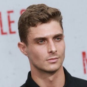 Alex Cubis image 2