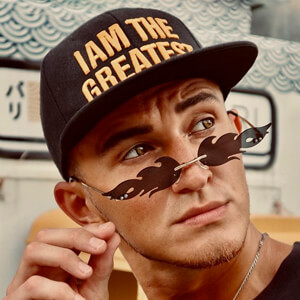 Alex Fricbard image 6