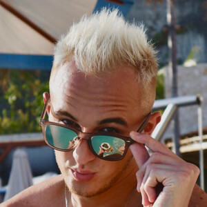 Alex Fricbard image 7