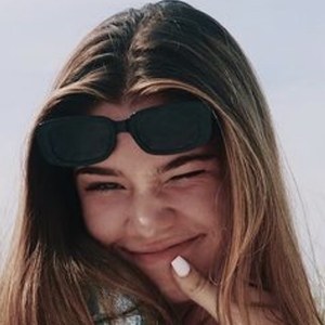 Alex Hampstead image 5