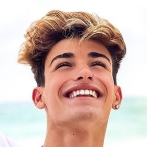 Alex Mandon Rey, 20 (TikTok Star)