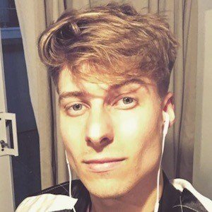 Alex McDonald image 6
