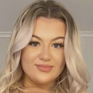 Alex Platt, 23 (TikToker)