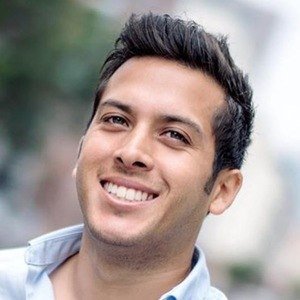 Alex Tienda, 37 (YouTube明星)