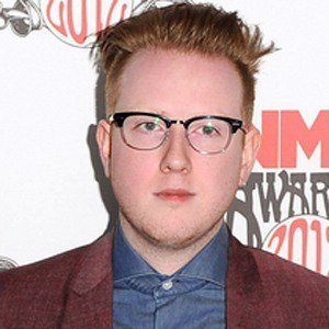 Alex Trimble, 34 (摇滚歌手)