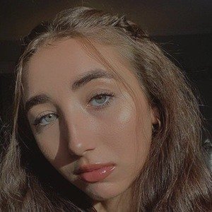 Alexa Skoros, 22 (YouTube Star)