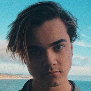 Alexander Stewart image 3