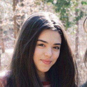 Alexandra Chaves, 24 (电视女演员)
