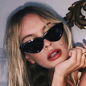 Alexandra Spencer, 36 (Blogger)