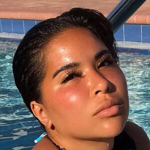 Alexandra Uchi, 30 (Instagram Star)