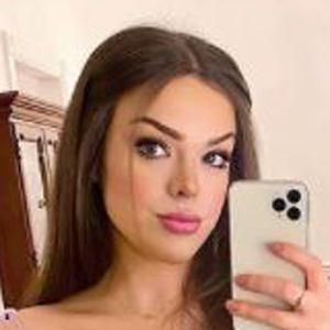 Alexandria Ryan, 33 (YouTube Star)