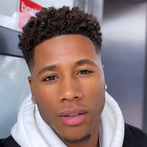 Alexis André Jr., 28 (足球运动员)