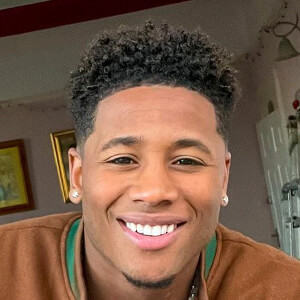 Alexis André Jr. image 15