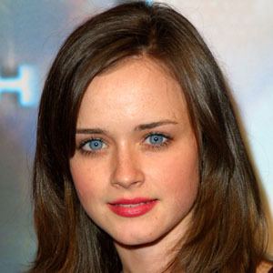 Alexis Bledel, 44 (电视女演员)